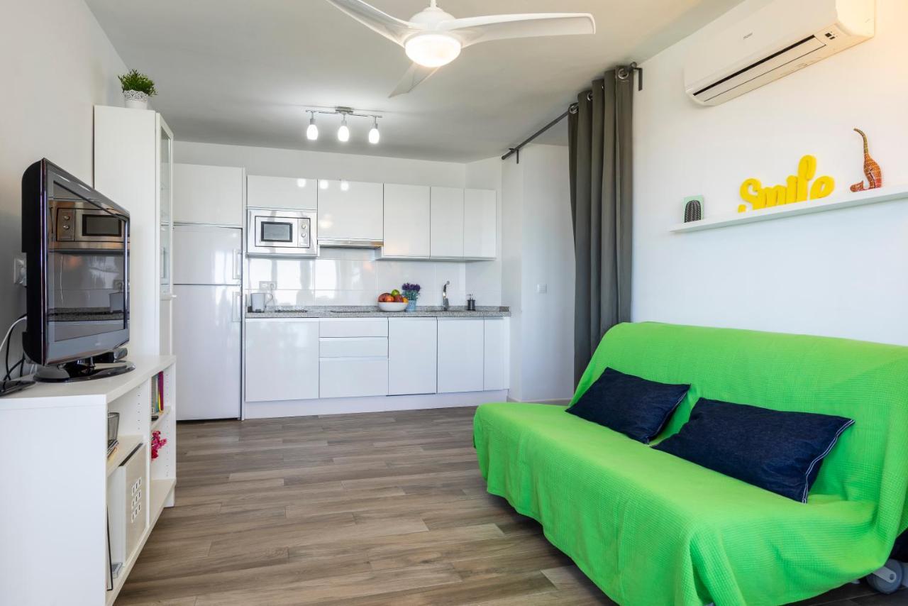 Wintowinrentals Sunny Side, Pool, Wifi & Sea View Benajarafe Kültér fotó